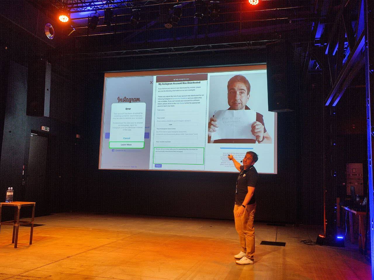 hackercongress-mike-speaking-3